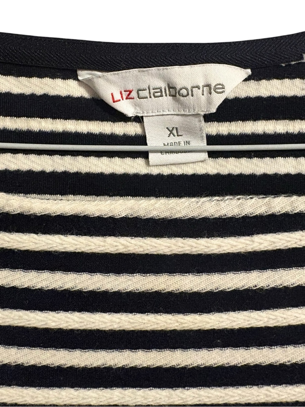 Liz Claiborne Black and White Striped Top - Picture 3 of 6